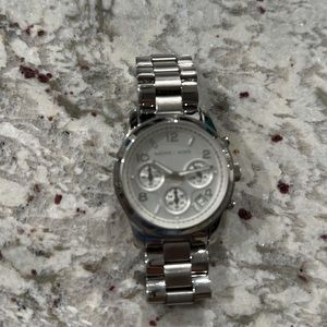 Michael Kore Silver Watch - Small Wrist (needs battery)